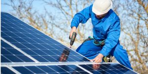 Installation Maintenance Panneaux Solaires Photovoltaïques à Confort-Meilars
